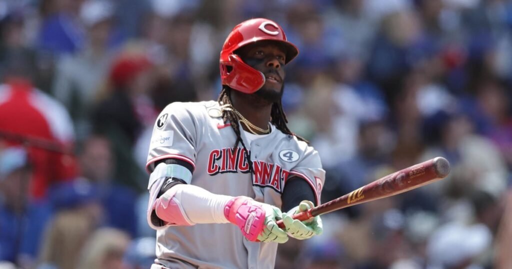 Reds star Elly De La Cruz homers after learning of the death of his sister