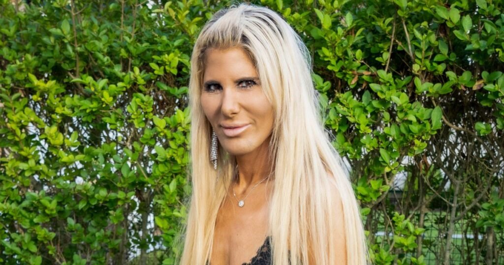 Sara Burack, star of Netflix's 'Million Dollar Beach House,' killed in apparent Hamptons hit-and-run