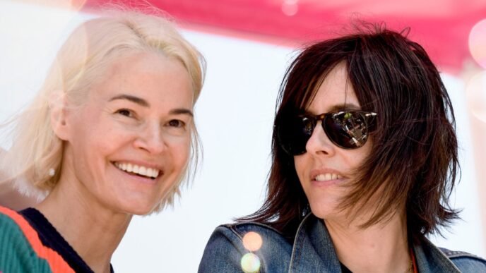 'The L Word' stars Leisha Hailey, Kate Moennig are 'So Gay for You' in joint memoir