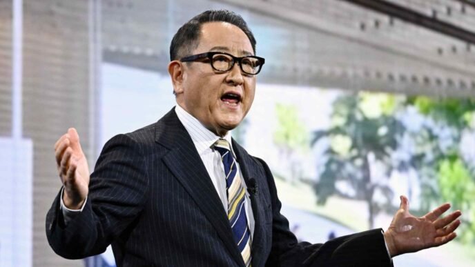 Toyota chairman to tighten grip on group with Toyota Industries buyout