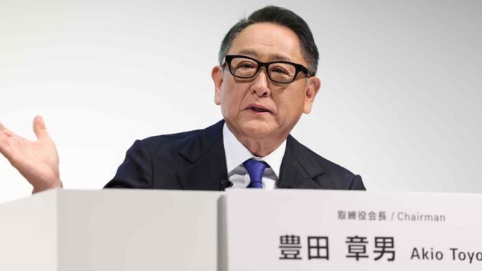 Toyota chairman's pay hits new record, up 20% despite lower profit
