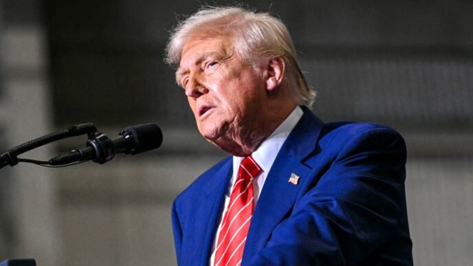 Trump discusses Russia-Ukraine war with Putin