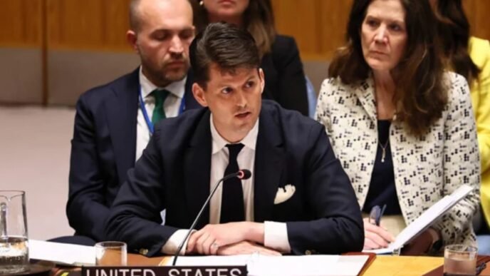US warns Iran of consequences for targeting Americans and bases